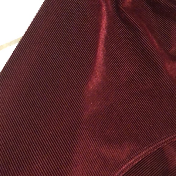 Burgundy dress (other items not included) - Picture 2 of 2